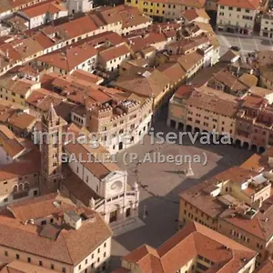 Piazza Dante Alighieri Appartamento